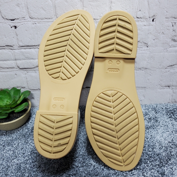 CROCS - Picture 3 of 6